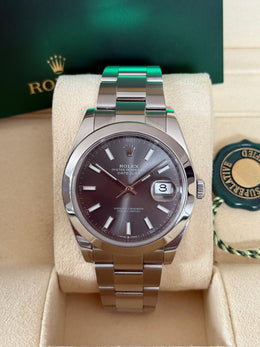 Pre-owned Rolex Datejust 41mm 126300 Rhodium Dial Oyster Strap Smooth Bezel Boxed