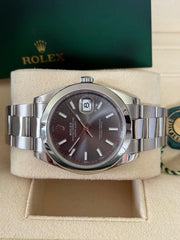 Pre-owned Rolex Datejust 41mm 126300 Rhodium Dial Oyster Strap Smooth Bezel Boxed