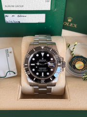 Pre-owned Rolex Submariner Date 116610LN Stainless Steel 2019 Box and Papers