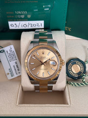 Pre-owned Rolex Datejust 41mm 126333 Champagne Dial Oyster Strap Yellow Gold Fluted Bezel Box and Papers
