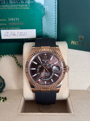 Pre-owned Rolex Skydweller Chocolate 326235 Oyster Flex Strap 18ct Rose Gold 2021