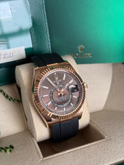 Pre-owned Rolex Skydweller Chocolate 326235 Oyster Flex Strap 18ct Rose Gold 2021