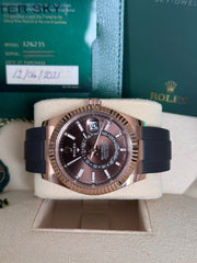 Pre-owned Rolex Skydweller Chocolate 326235 Oyster Flex Strap 18ct Rose Gold 2021