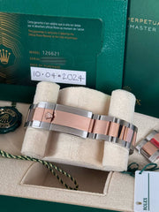 Pre-owned Rolex Yacht Master 40 126621 Chocolate Dial 2024 Box and Papers