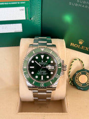 Pre-owned Rolex Submariner 40mm 116610LV Box and Papers Hulk