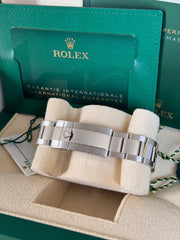 Pre-owned Rolex Yacht-Master 126622 Rhodium Dial 2021 Box and Papers