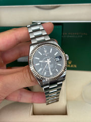 Pre-owned Rolex SkyDweller 326934 2018 Complete Set
