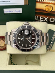 Pre-owned Rolex Submariner 16610 Pre-Ceramic Engraved Rehaut 2007 Complete Set