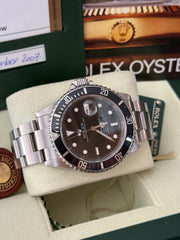 Pre-owned Rolex Submariner 16610 Pre-Ceramic Engraved Rehaut 2007 Complete Set