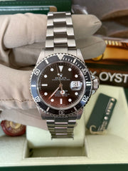Pre-owned Rolex Submariner 16610 Pre-Ceramic Engraved Rehaut 2007 Complete Set