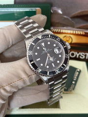 Pre-owned Rolex Submariner 16610 Pre-Ceramic Engraved Rehaut 2007 Complete Set