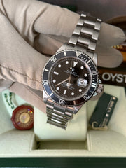 Pre-owned Rolex Submariner 16610 Pre-Ceramic Engraved Rehaut 2007 Complete Set