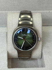 Pre Owned H.Moser & Cie. Streamliner Centre Seconds 6200-1200 2020 Complete Set