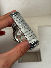 Pre Owned H.Moser & Cie. Streamliner Centre Seconds 6200-1200 2020 Complete Set
