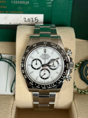Pre-owned Rolex Daytona 126500LN 2025 Complete Set