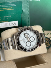 Pre-owned Rolex Daytona 126500LN 2025 Complete Set