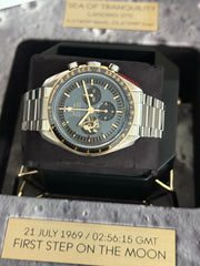 Pre-owned Omega Speedmaster Professional Moonwatch Apollo 11 Unworn 2021 310.20.42.50.01.001 Stickered Complete Set