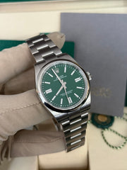 Pre-owned Rolex Oyster Perpetual 41mm Green Dial 134300 2025 Full Set Unworn