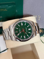 Pre-owned Rolex Oyster Perpetual 41mm Green Dial 134300 2025 Full Set Unworn