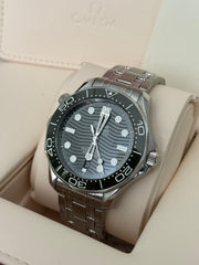 Pre-owned Omega SeaMaster Professional Green Bezel and Dial Complete Set 2023