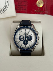 Pre-owned Omega Speedmaster Snoopy 310.32.42.50.02.001 Unworn 2026 Full Set