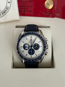 Pre-owned Omega Speedmaster Snoopy 310.32.42.50.02.001 Unworn 2026 Full Set