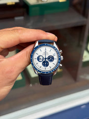 Pre-owned Omega Speedmaster Snoopy 310.32.42.50.02.001 Unworn 2026 Full Set