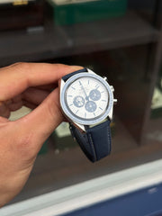 Pre-owned Omega Speedmaster Snoopy 310.32.42.50.02.001 Unworn 2026 Full Set