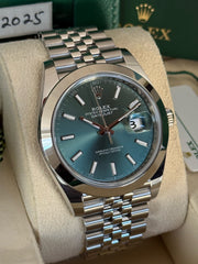 Pre-owned Rolex Datejust Mint Green Smooth Jubilee 126300 2025 Full Set