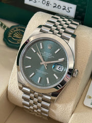 Pre-owned Rolex Datejust Mint Green Smooth Jubilee 126300 2025 Full Set