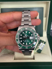 Pre-owned Rolex Submariner Hulk 40mm 116610LV 2010 Mint Condition Complete Set