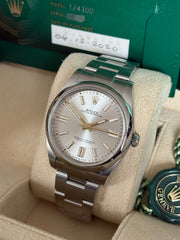 Pre-owned Rolex Oyster Perpetual 41mm Silver Dial 124300 2020 Full Set