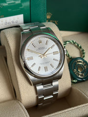 Pre-owned Rolex Oyster Perpetual 41mm Silver Dial 124300 2020 Full Set