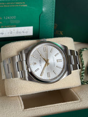 Pre-owned Rolex Oyster Perpetual 41mm Silver Dial 124300 2020 Full Set