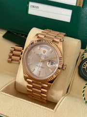 Pre-owned Rolex DayDate 40 228235 Sundust Baguette Diamond Dial