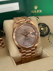 Pre-owned Rolex DayDate 40 228235 Sundust Baguette Diamond Dial
