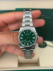 Pre-owned Rolex Oyster Perpetual Green 126000 2025 New Condition Complete Set UK Watch