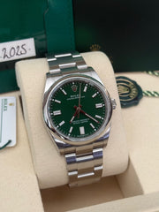 Pre-owned Rolex Oyster Perpetual Green 126000 2025 New Condition Complete Set UK Watch