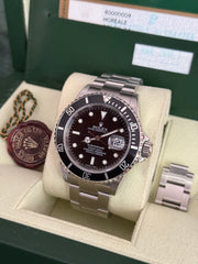 Pre-owned Rolex Submariner 16610 Pre-Ceramic Engraved Rehaut 2010 Complete Set Mint Condition