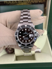 Pre-owned Rolex Submariner 16610 Pre-Ceramic Engraved Rehaut 2010 Complete Set Mint Condition